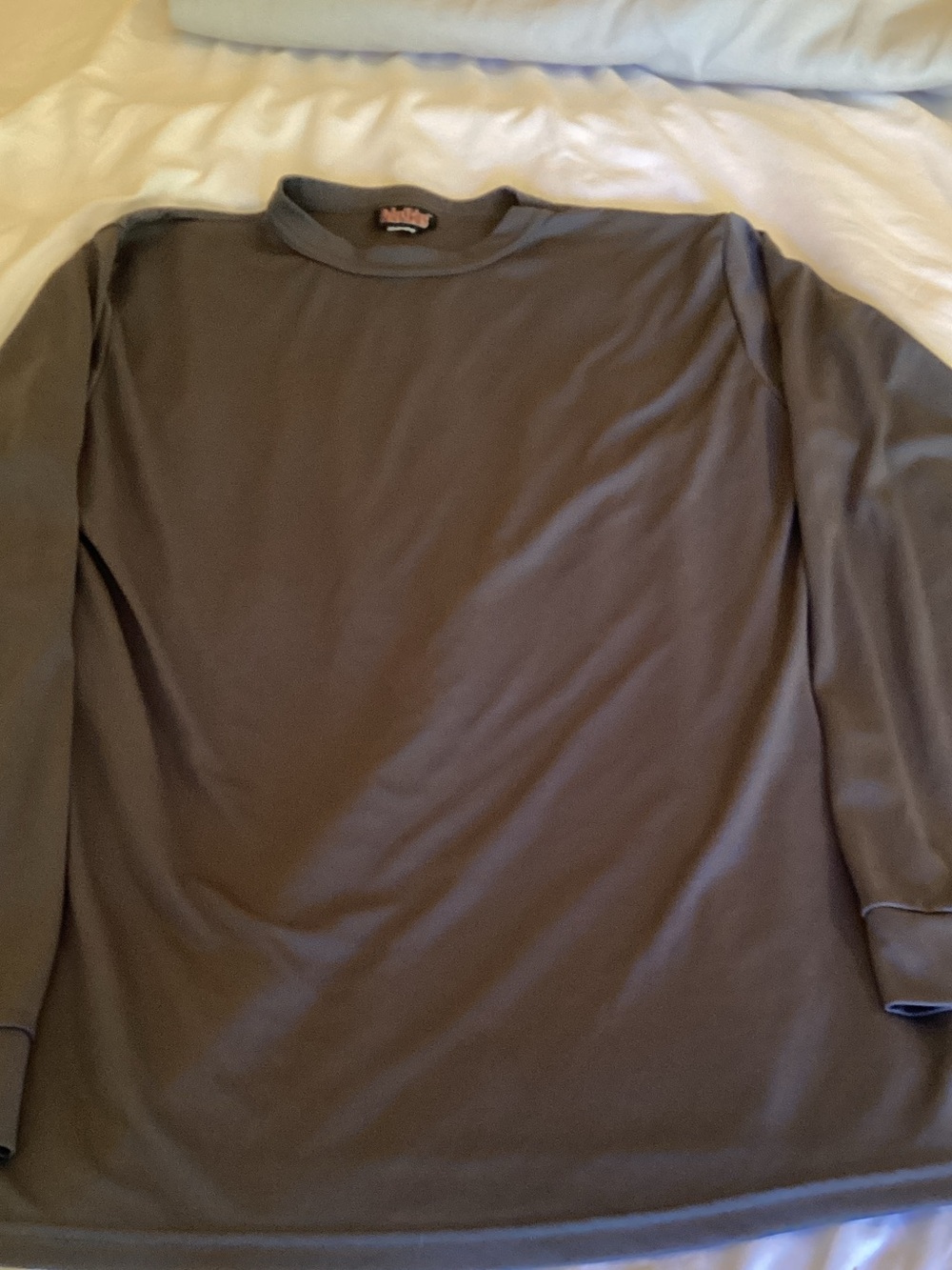 Men's Long-Sleeve Crewneck Shirt in Gray